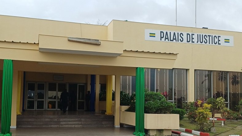 Justice&nbsp;: Maître Mouyaga Inès Leslie condamnée à six mois de prison avec sursis et 13 millions de FCFA de dommages et intérêts