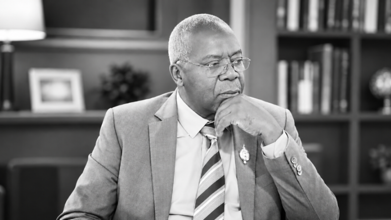Gabon&nbsp;: Pierre-André Kombila, ce dernier sourire que je garderai de toi