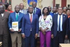 Mairie de Libreville&nbsp;: Remise officielle du rapport sur la révision des concessions et baux à construction 
