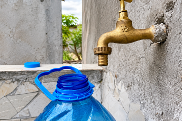 Port-Gentil&nbsp;: la salinité de l’Ogooué prive encore plusieurs quartiers d’eau potable