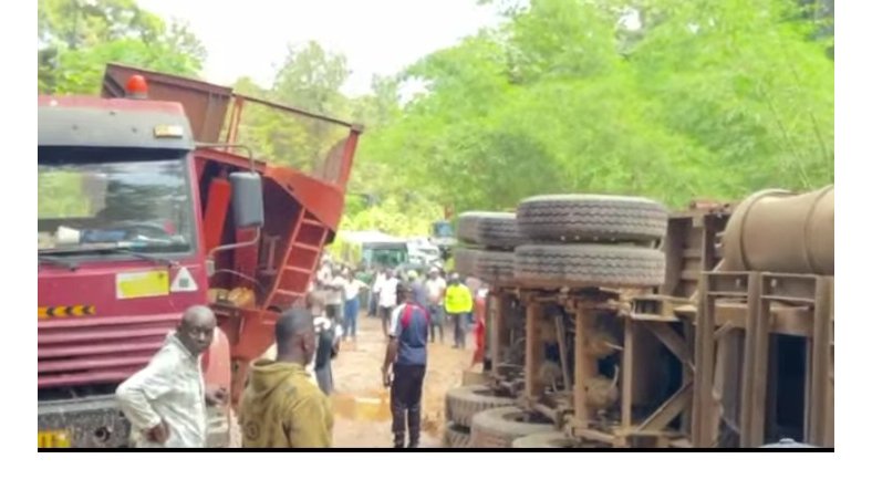 Accident sur l’axe Ndjolé-Bifoun : la route entièrement bloquée ce dimanche