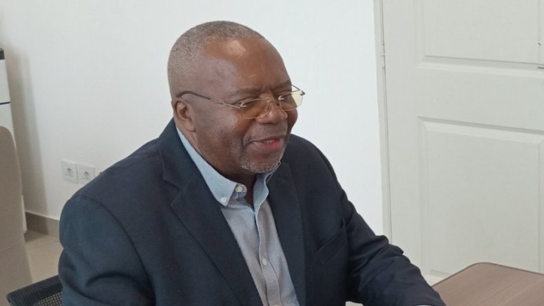 Rencontre politique et visite de chantiers&nbsp;: Michel Ongoundou Loundah critique une mise en scène du pouvoir