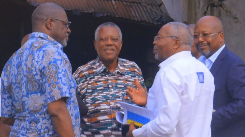 Politique&nbsp;: L’opposition se concerte à l’abri des regards