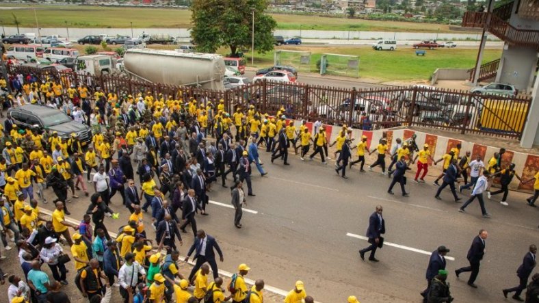 Gabon : le Chef de l’État accueilli comme un héros après un séjour diplomatique aux États-Unis