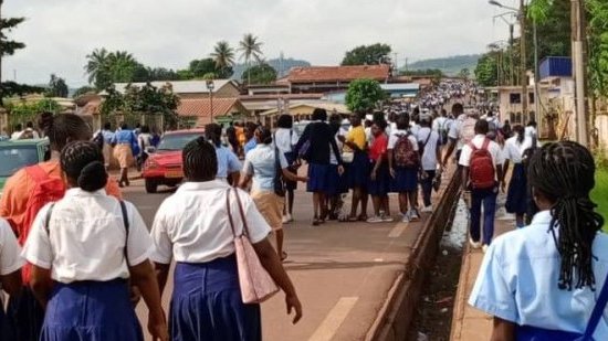 Violences en milieu scolaire : jusqu’à 5 ans de prison et 1 million de FCFA d’amende