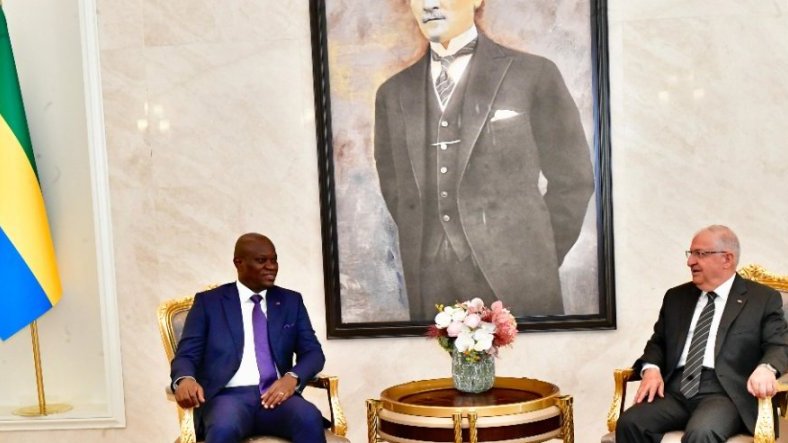 Diplomatie : Le Président Oligui Nguema en visite officielle en Turquie