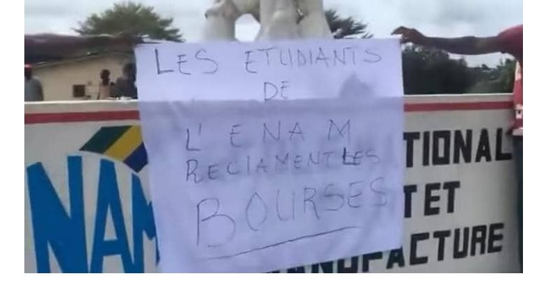 ENAM&nbsp;: les étudiants en colère réclament le paiement de leurs bourses