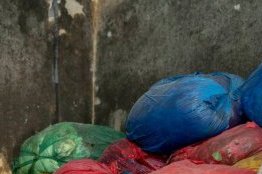 Gabon / Libreville&nbsp;: l’AGASA ferme 12 ateliers de vente de manioc roui au PK8 pour non-conformité sanitaire 