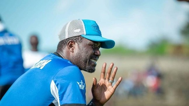Sport / Crise de résultats à US Oyem&nbsp;: Sima Simost remercié, Brice Ondo appelé