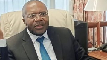 Mulundu &mdash; la dolomie, la terre et les comptes