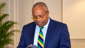 La route Ovan–Makokou&nbsp;: derrière les nouveaux maîtres du Gabon, quelques vieilles connaissances
