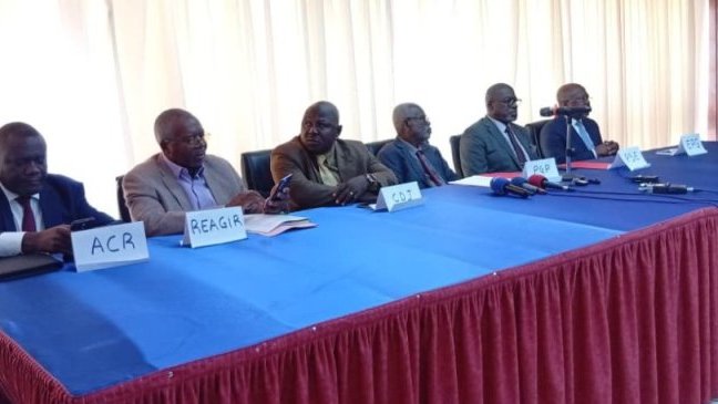 Gabon&nbsp;: Une nouvelle coalition de l’opposition face aux &laquo;&nbsp;dérives&nbsp;&raquo; de la Cinquième République