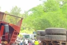 Accident sur l’axe Ndjolé-Bifoun : la route entièrement bloquée ce dimanche