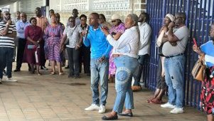 Libreville&nbsp;: Les employés de la Poste S.A menacent de rentrer en grève pour les salaires impayés