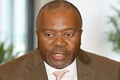 Gabon&nbsp;: Paul-Marie Yembit, le successeur qui ne le fut jamais